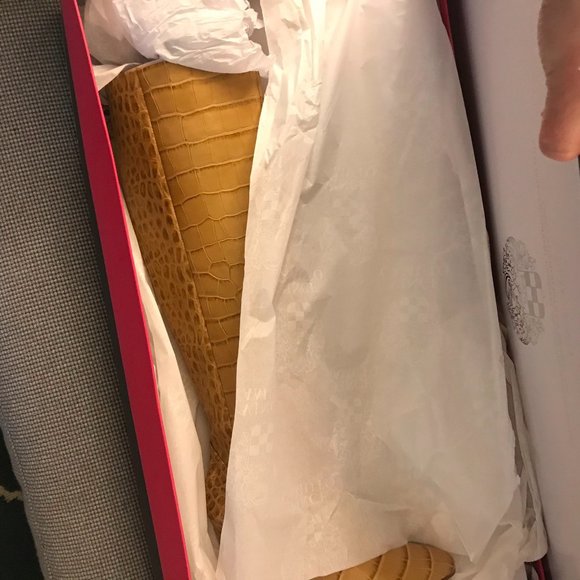 Vince Camuto Fendels Stiletto Crocodile Boot - Picture 6 of 7